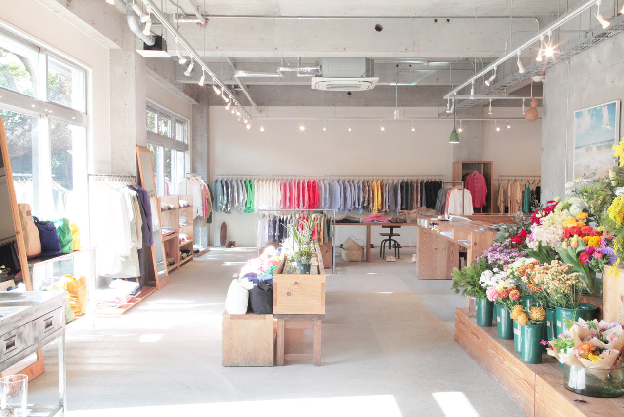 「BAREFOOT FURNITURE」家具展のお知らせ