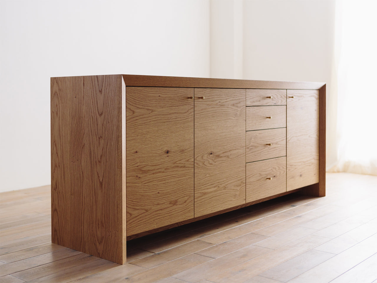 AMICO Chest & Door