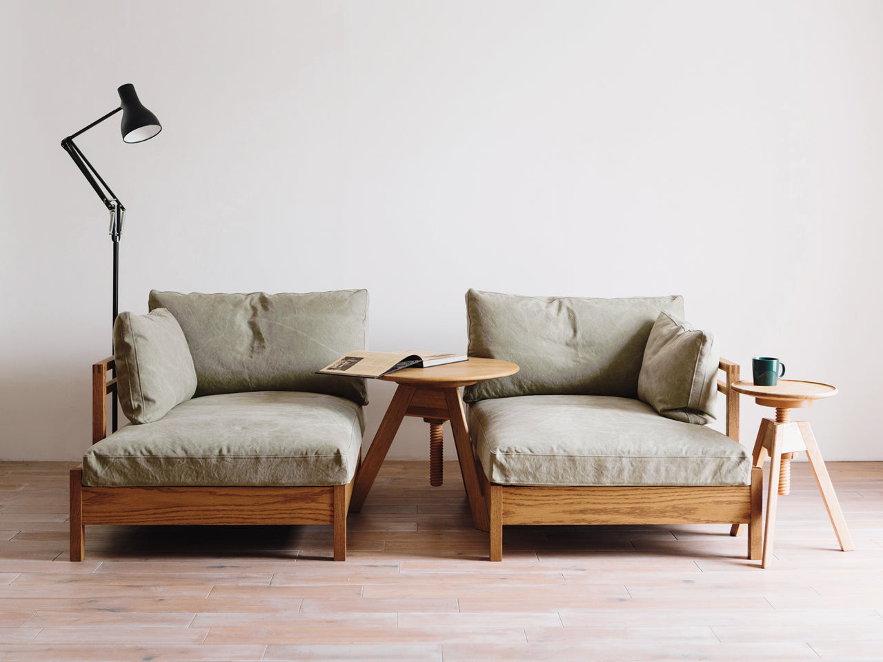RIPOSO Couch 105
