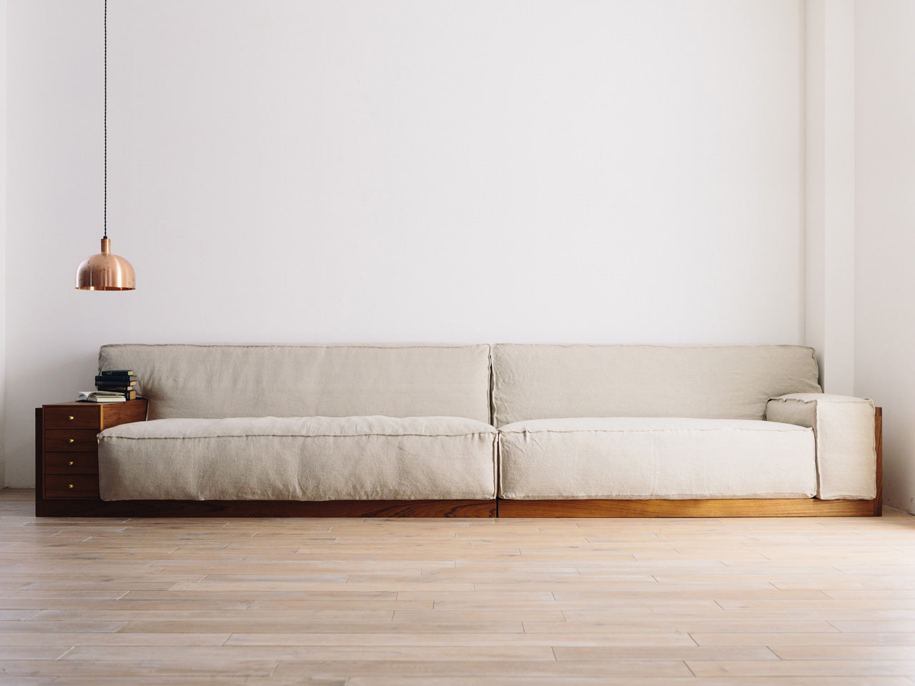 CORNICE Block One Arm Sofa Drawer