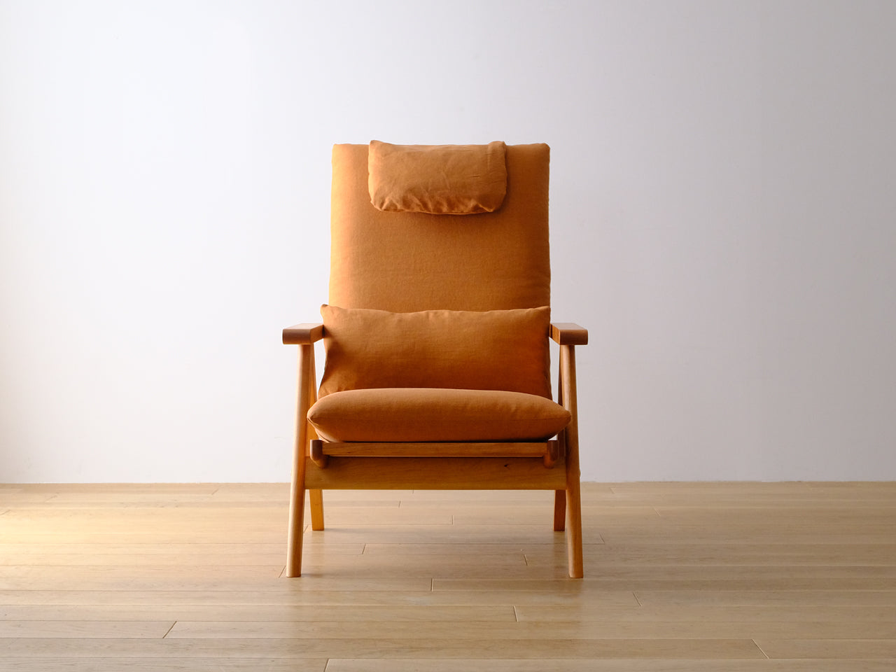 PACE Armchair 069