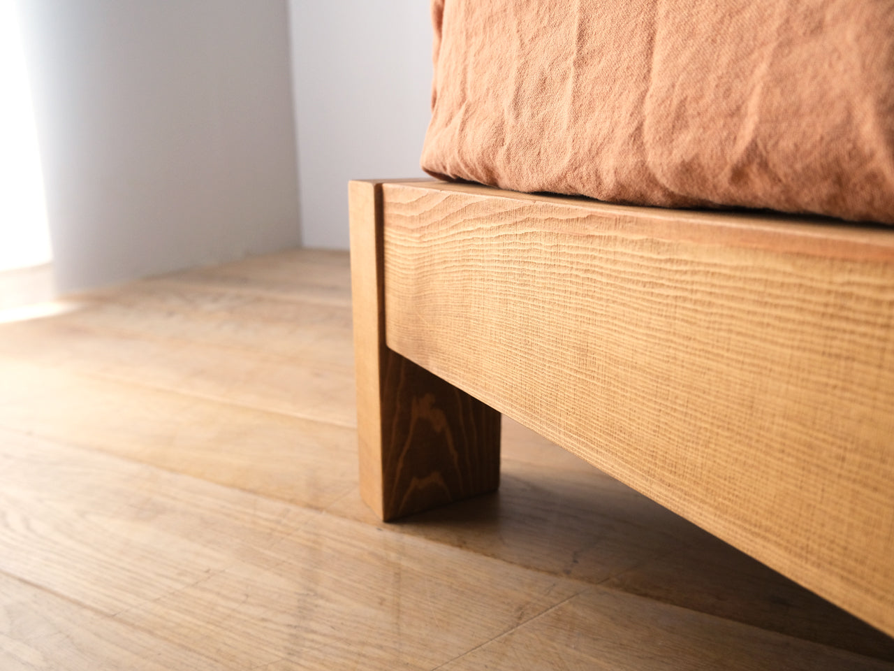 BAREFOOT bed