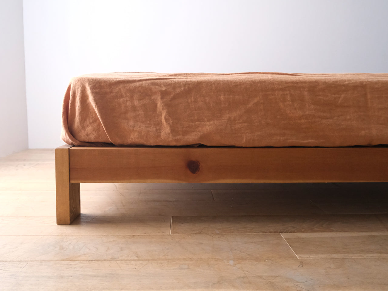 BAREFOOT bed
