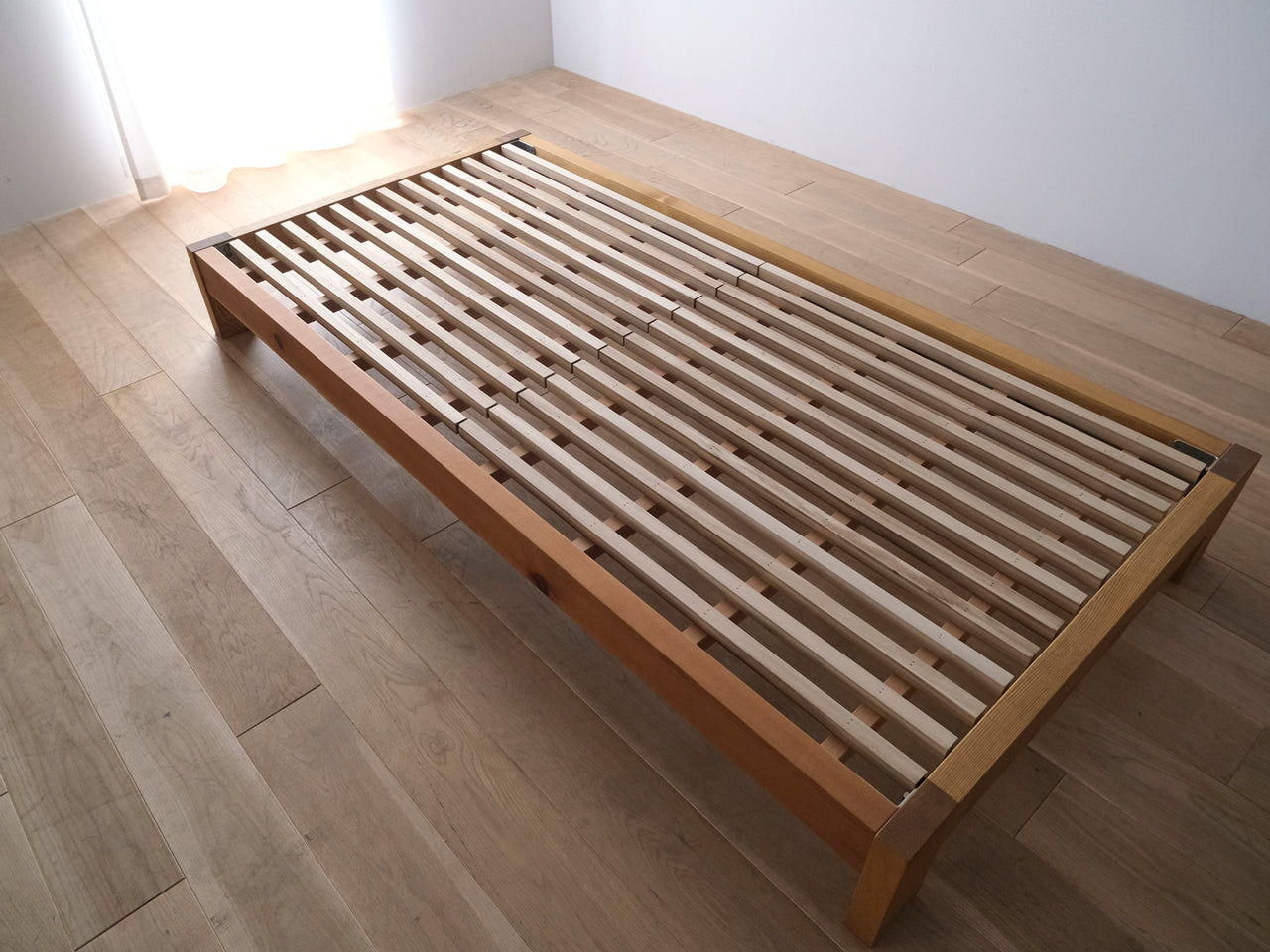 BAREFOOT bed