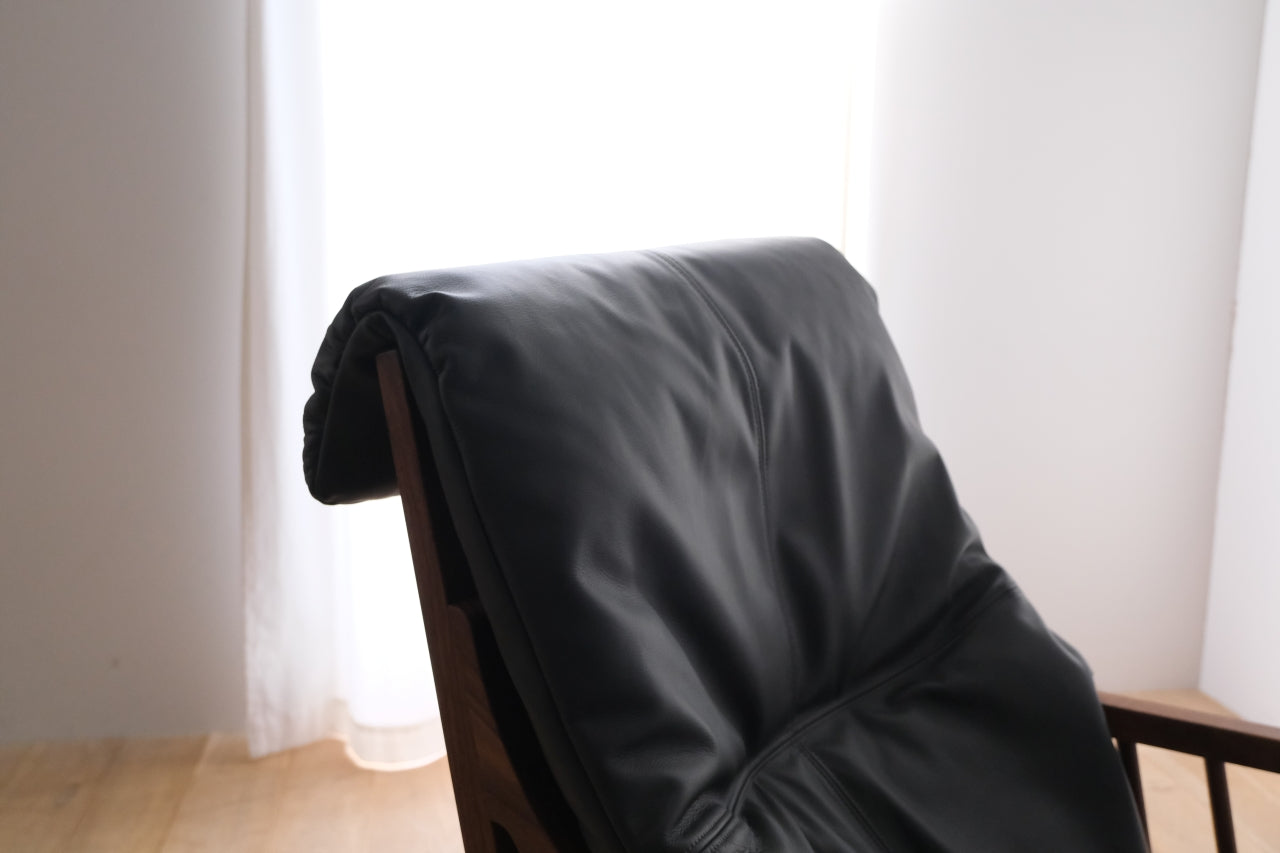 ASTA Armchair