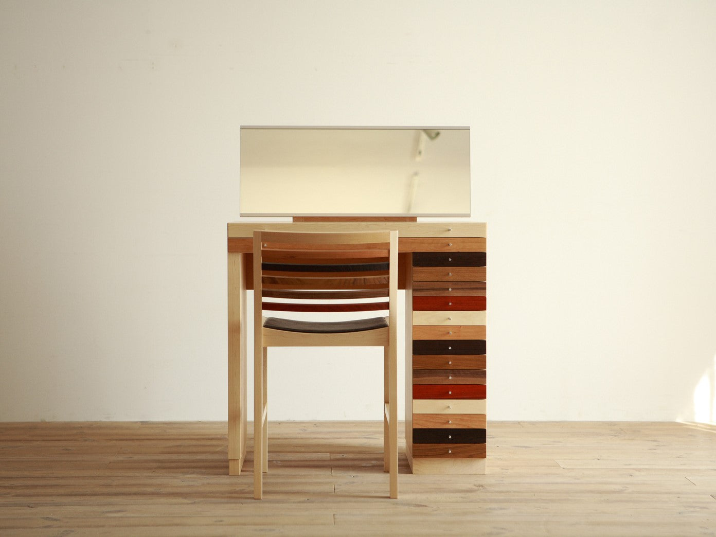 SONO Dresser Desk 074