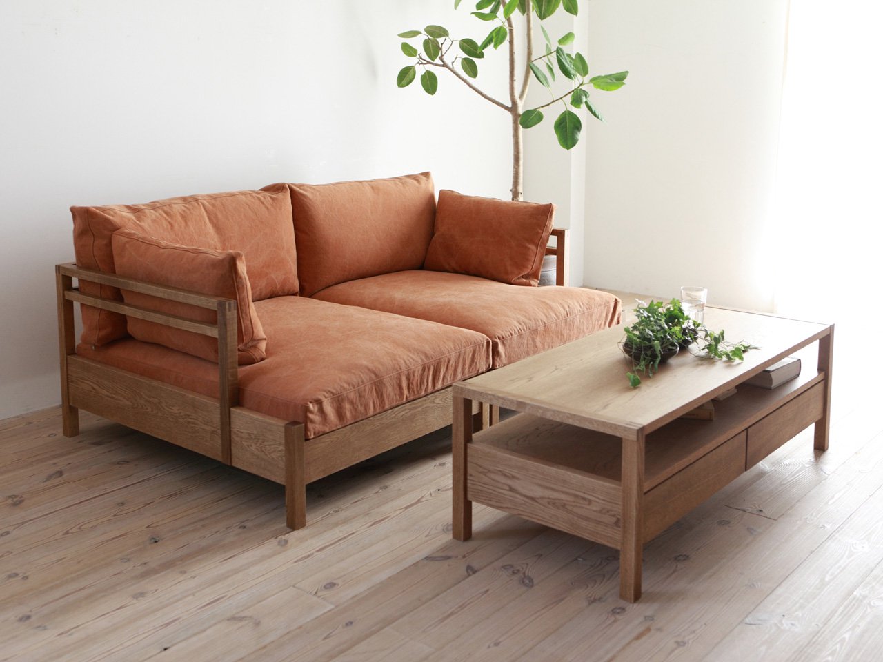 RIPOSO centre table