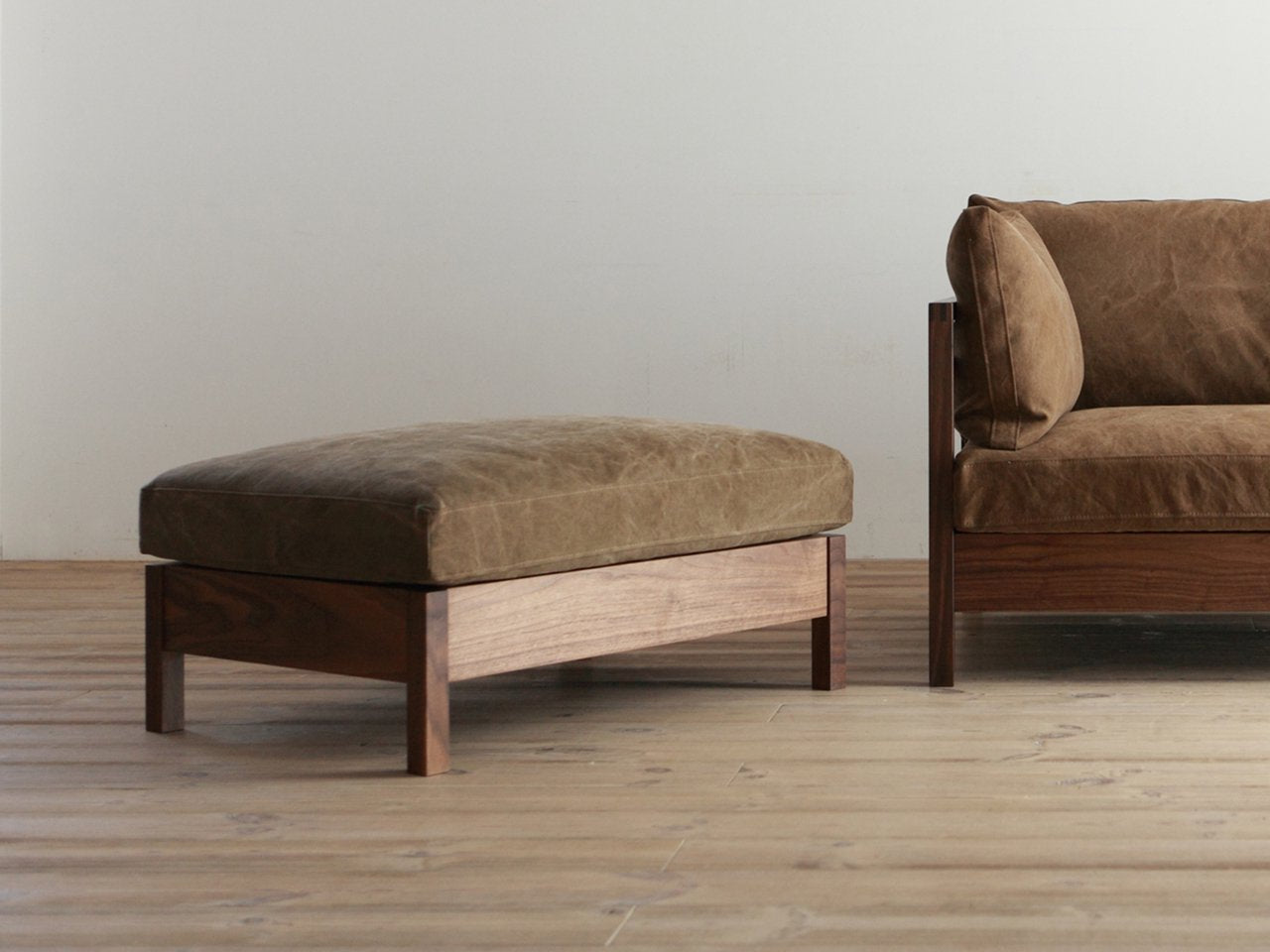 RIPOSO Ottoman 077