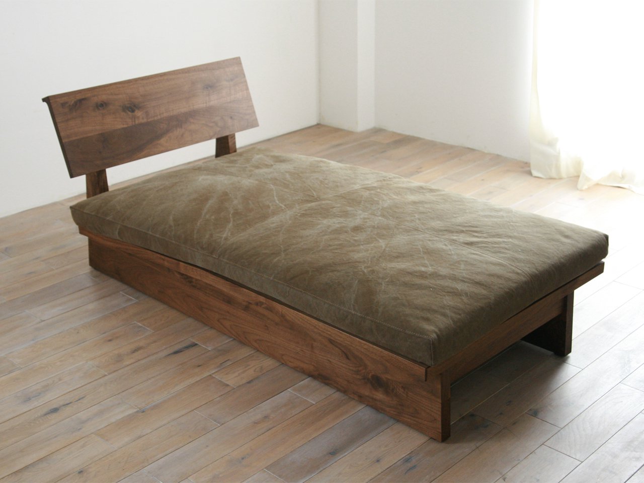 FREX Wood Chaise Long Sofa 084