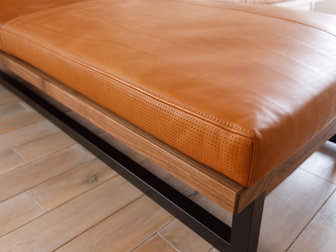 FREX Wood Chaise Long Sofa 084