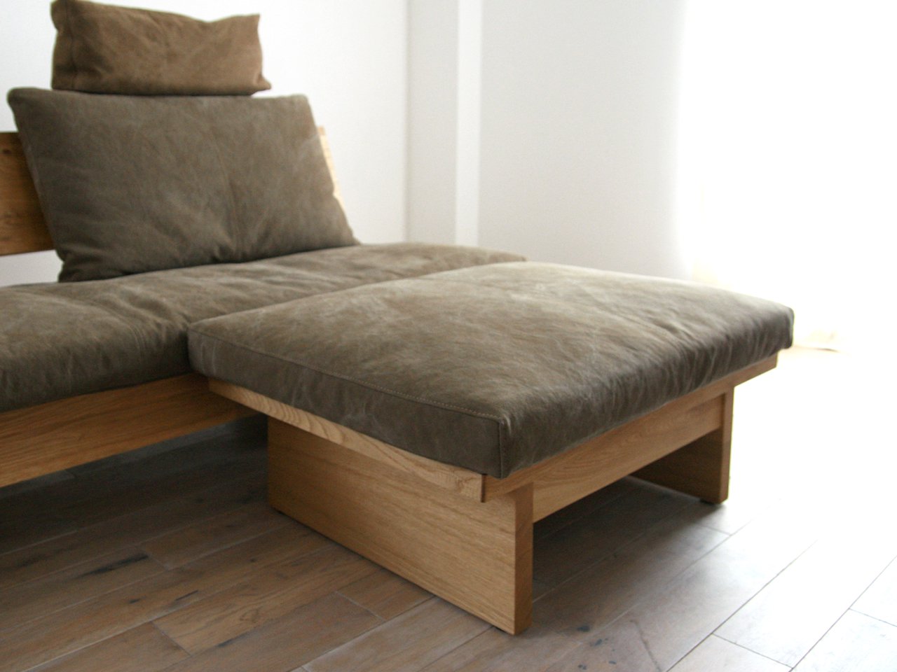 FREX Wood Ottoman 084