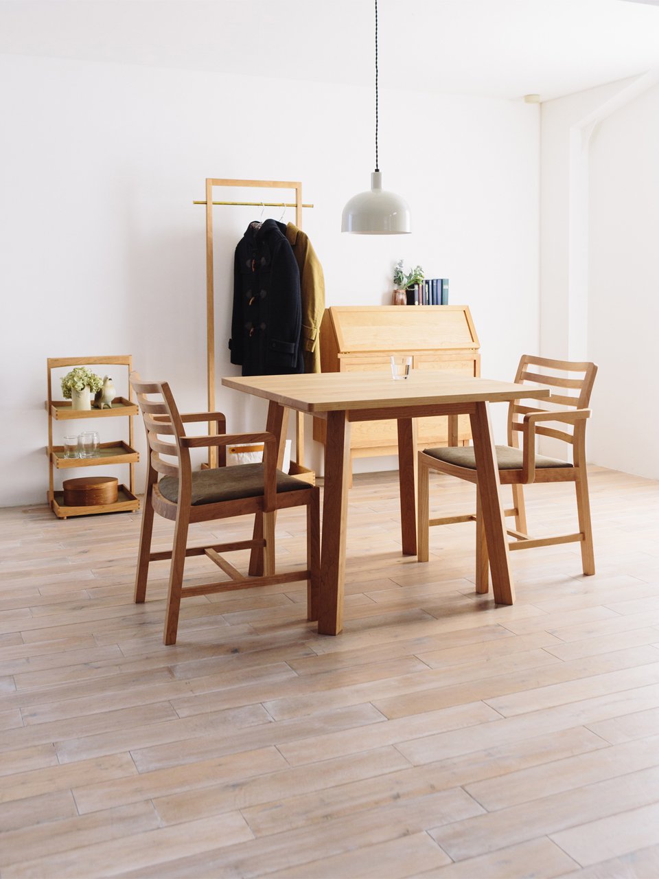 CORNICE coat hanger 062