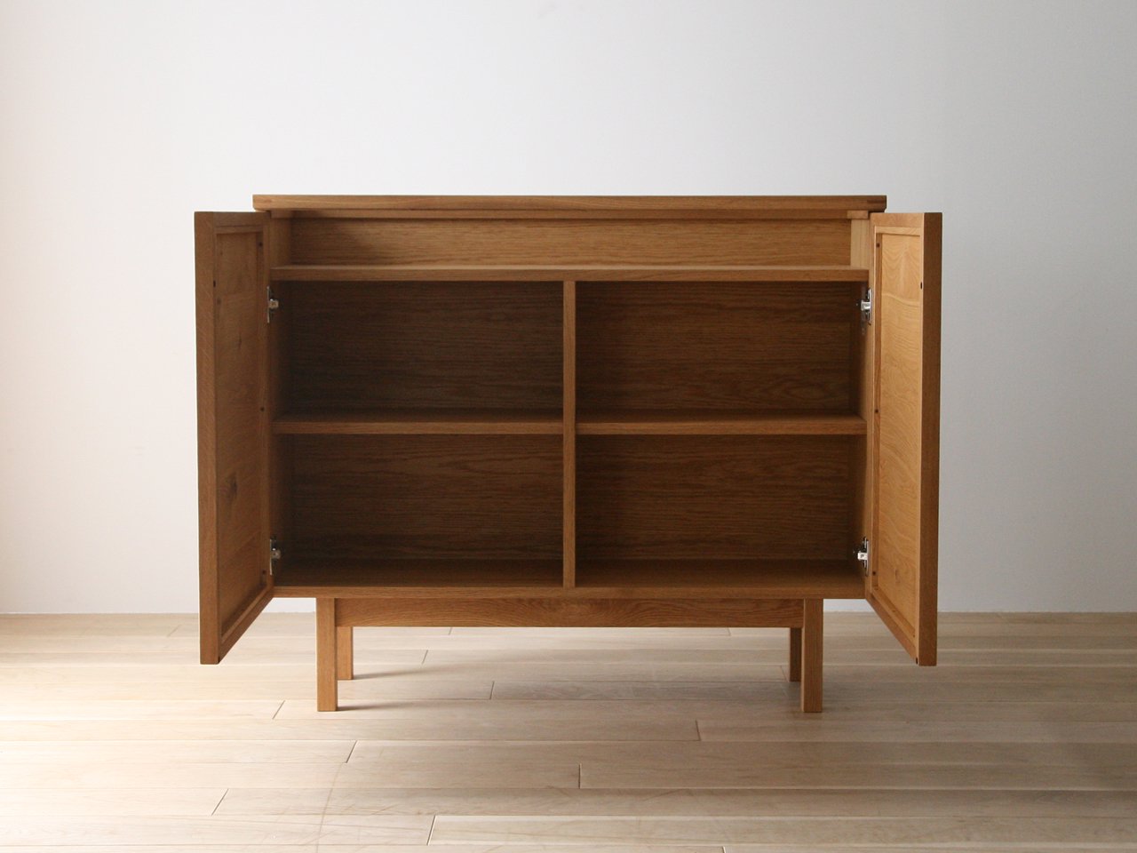 CORNICE Collection Board 112