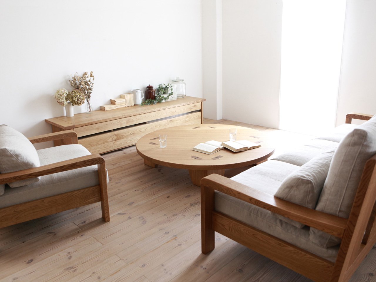 CIELO TV stand