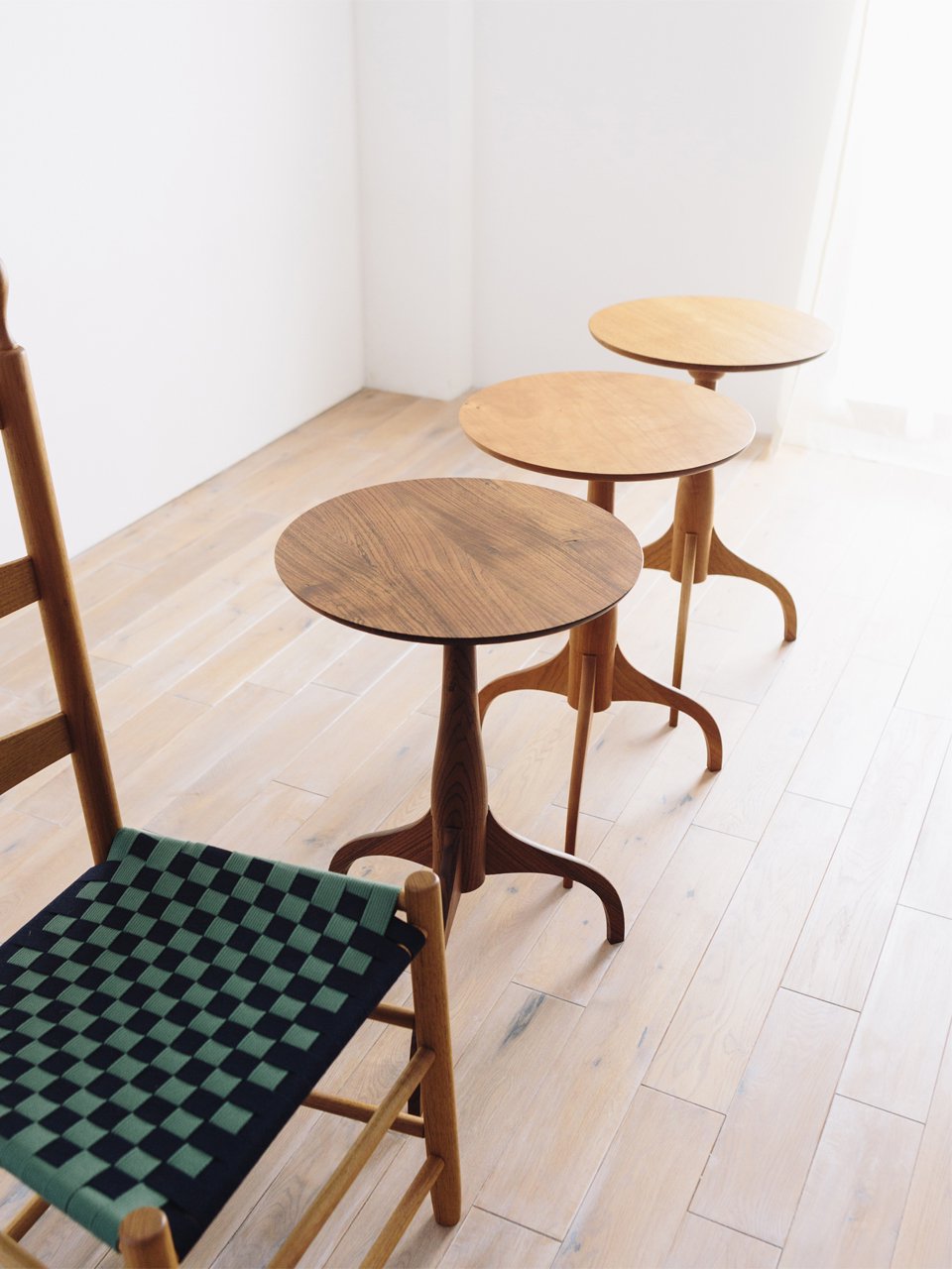 SHAKER candle stand