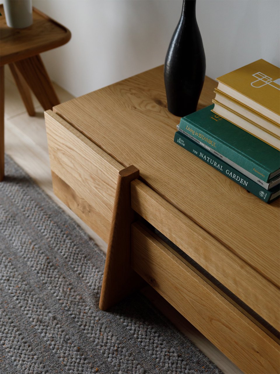 SERIO TV stand