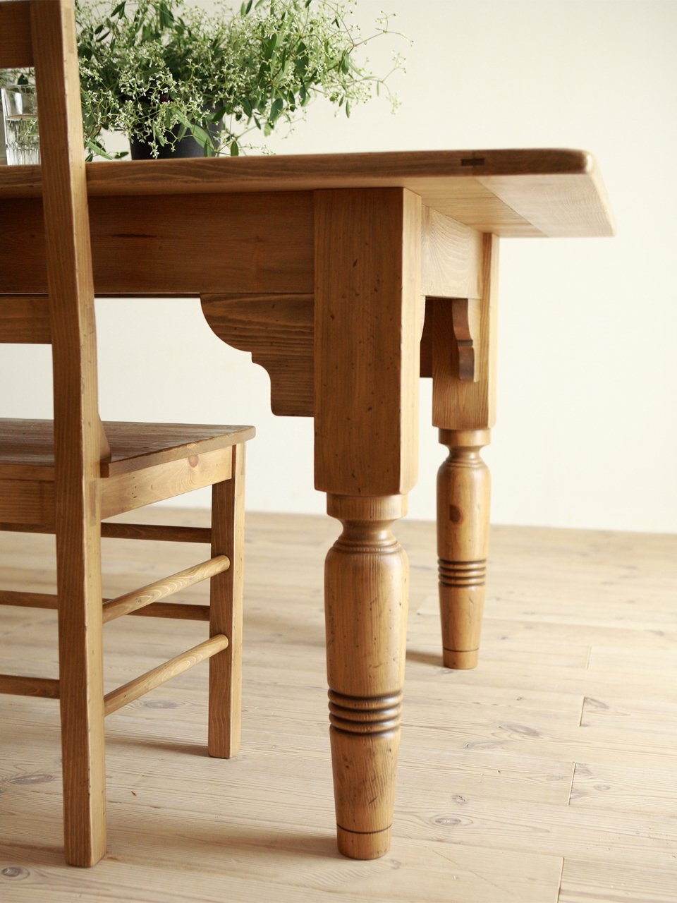 SANTA FE Multi Table 196