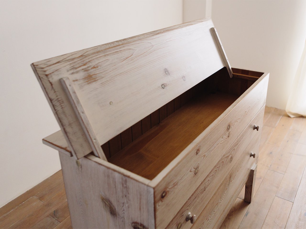 SANTA FE Chest 118