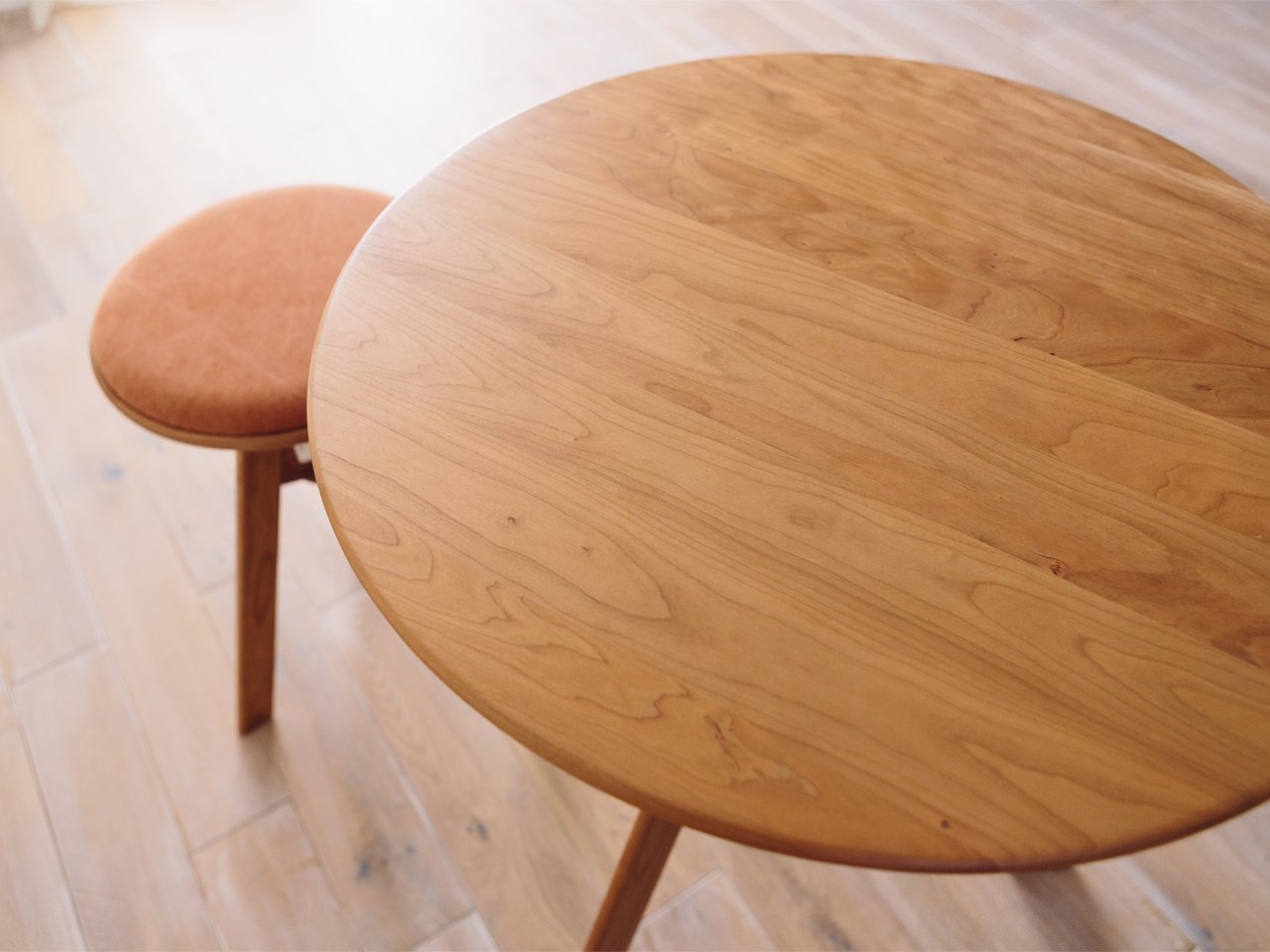 LUME Table