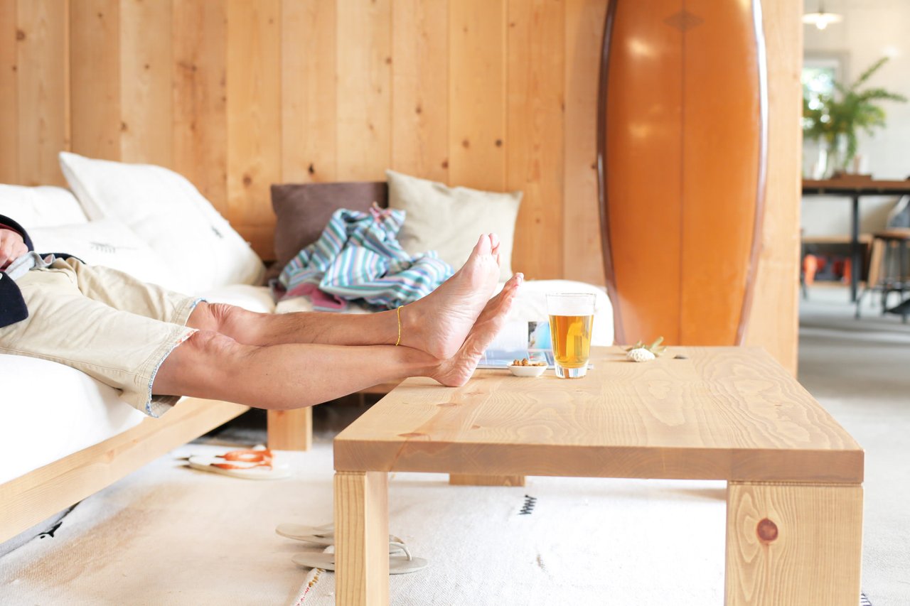 BAREFOOT coffee table