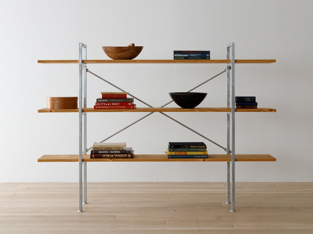 BAREFOOT shelf