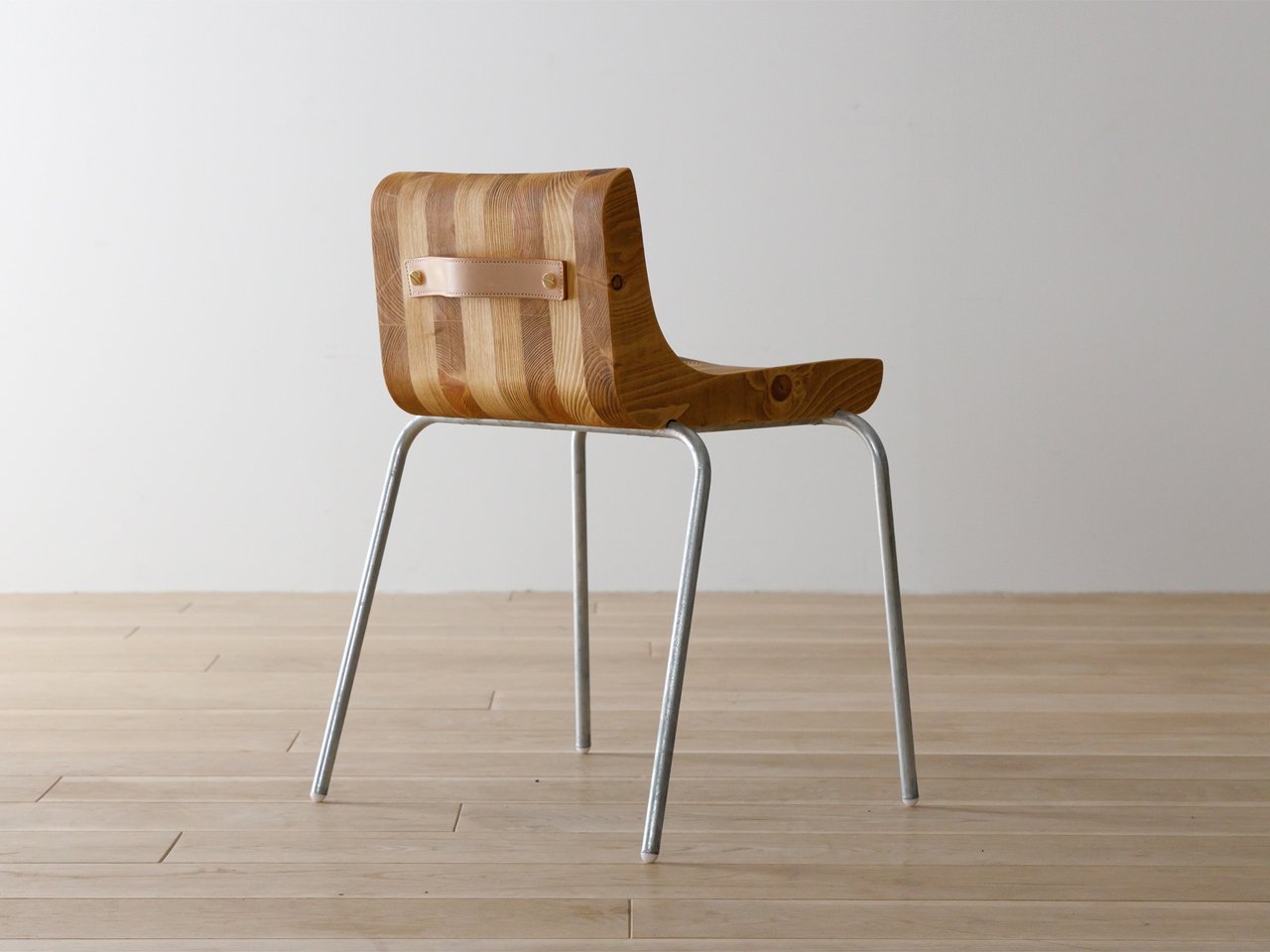 BAREFOOT GALA ZINC side chair