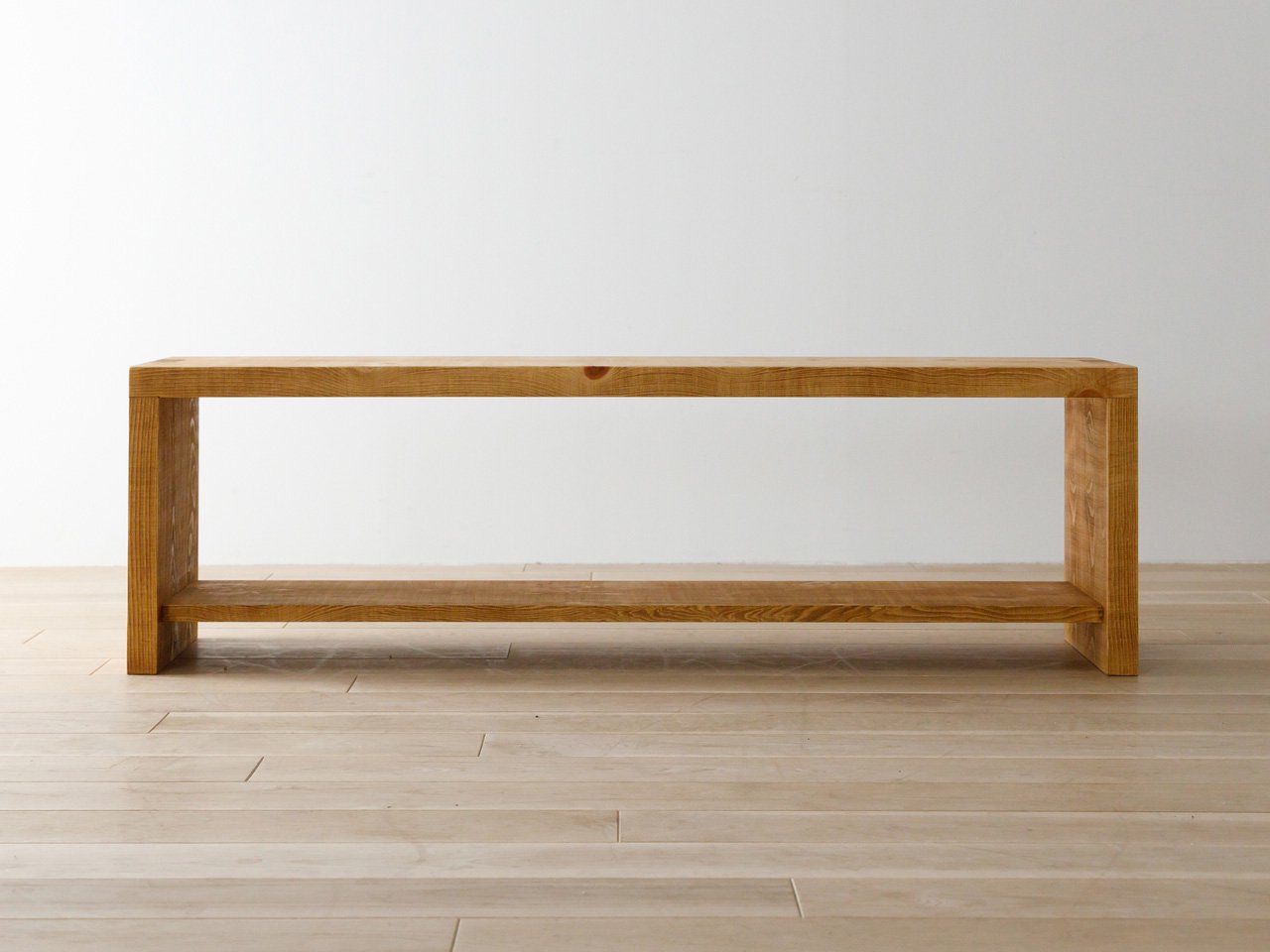 BAREFOOT Bench