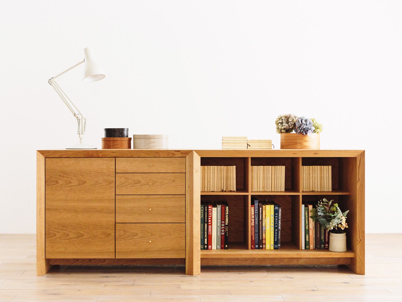AMICO Chest & Door