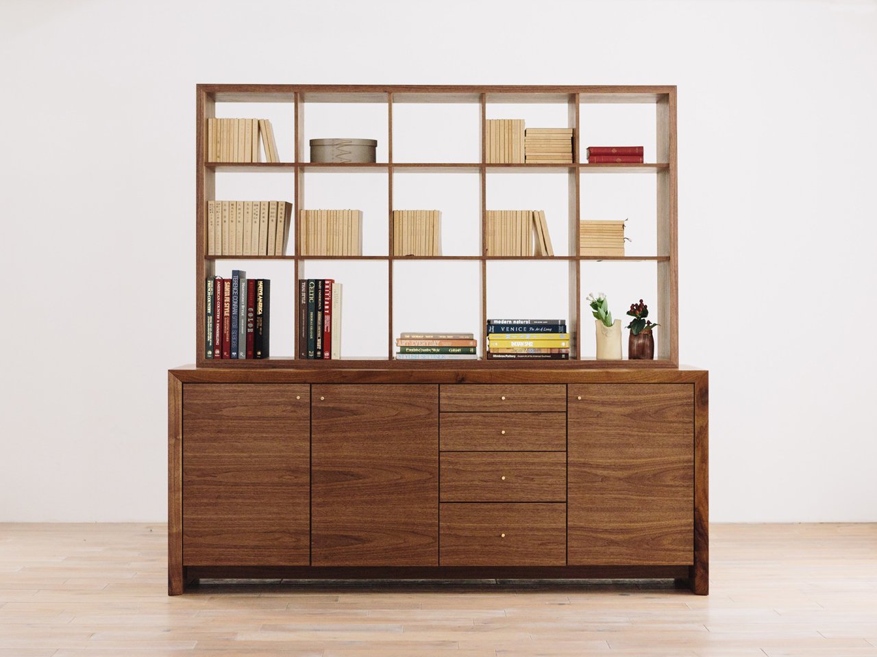 AMICO Shelf-on-board