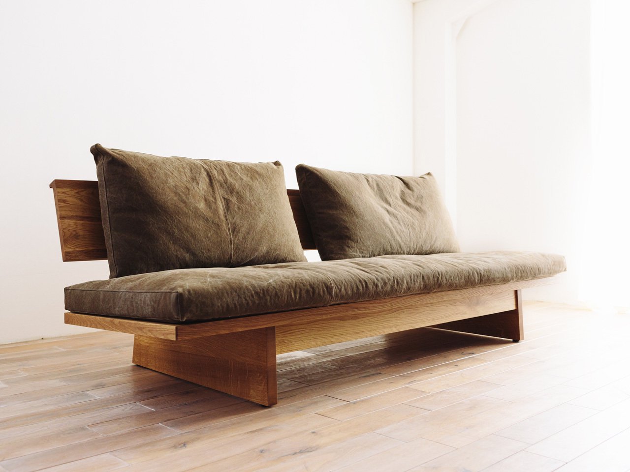 FREX Wood Sofa 126