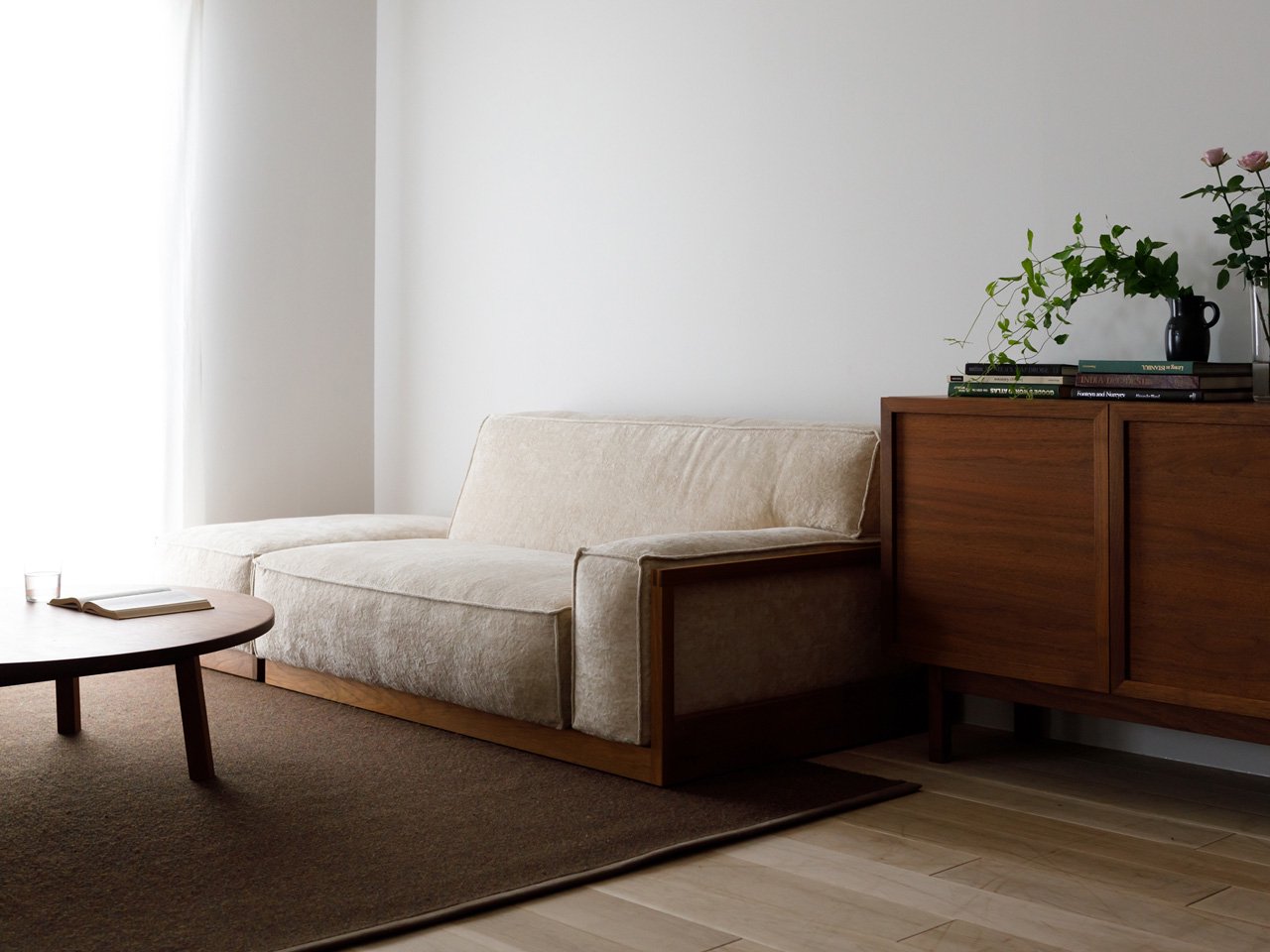 CORNICE Block One Arm Sofa