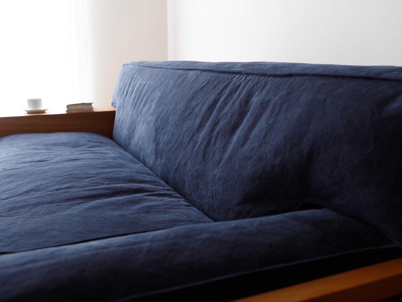 CORNICE Block One Arm Sofa Drawer