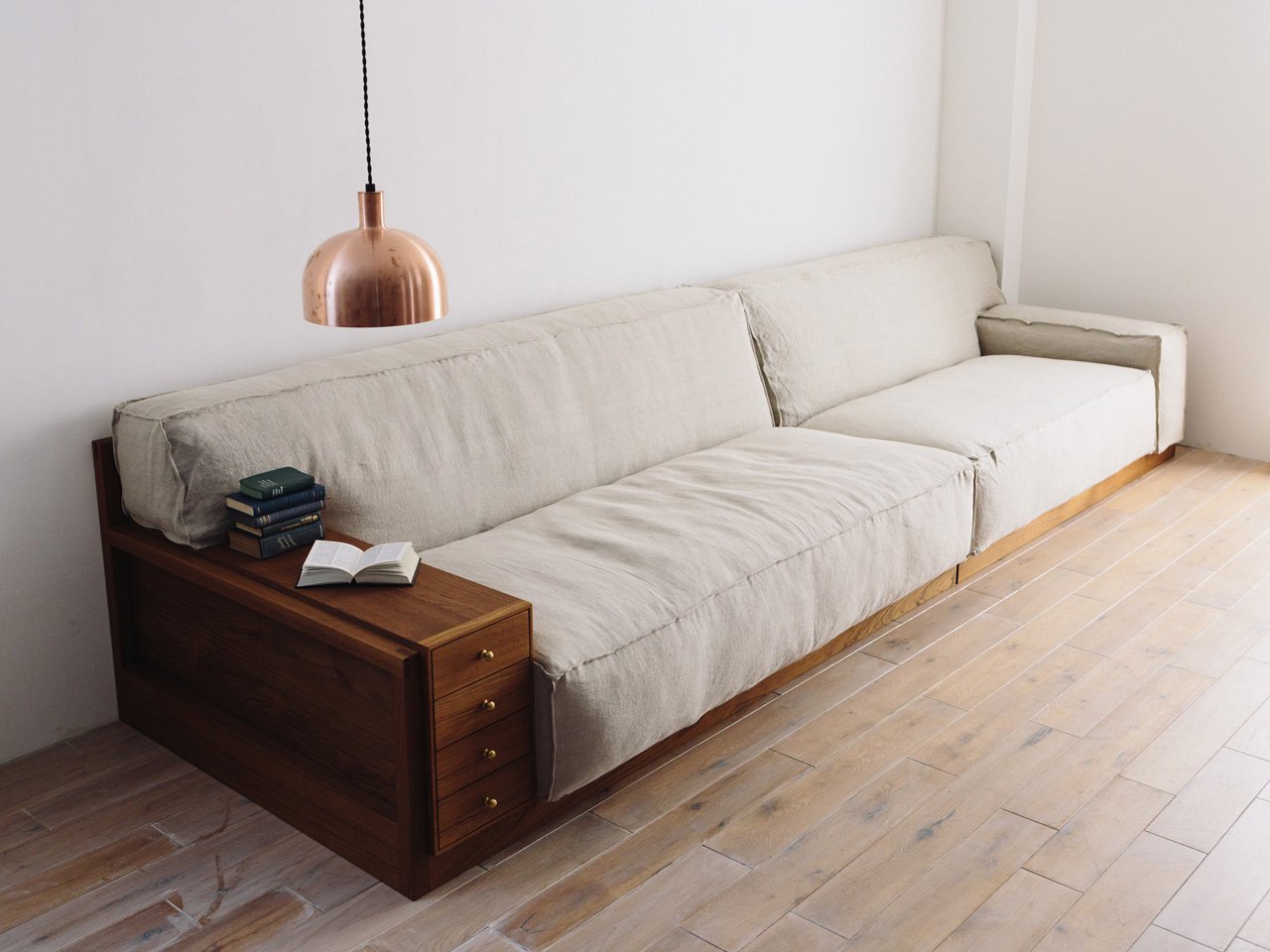 CORNICE Block One Arm Sofa Drawer