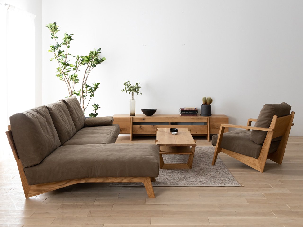 SERIO easy chair