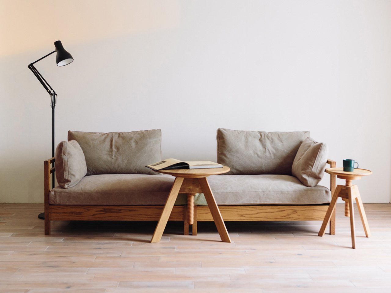 RIPOSO Couch 105