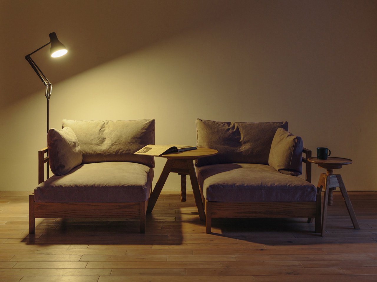 RIPOSO Couch 105