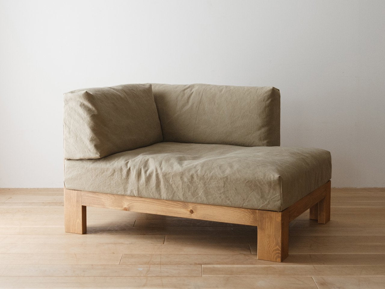 STABILE couch