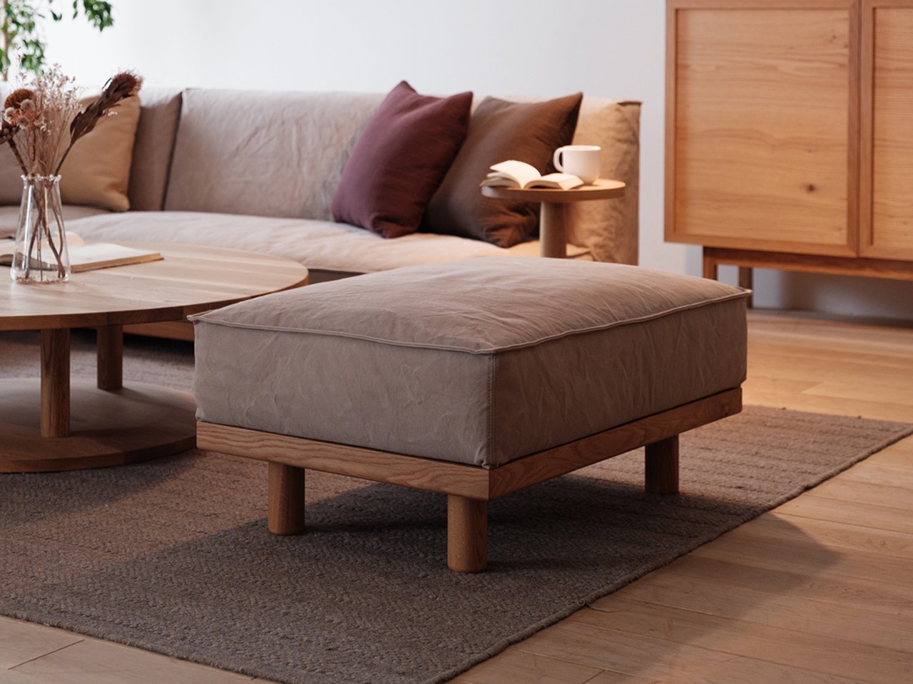 PIATTA Ottoman 084