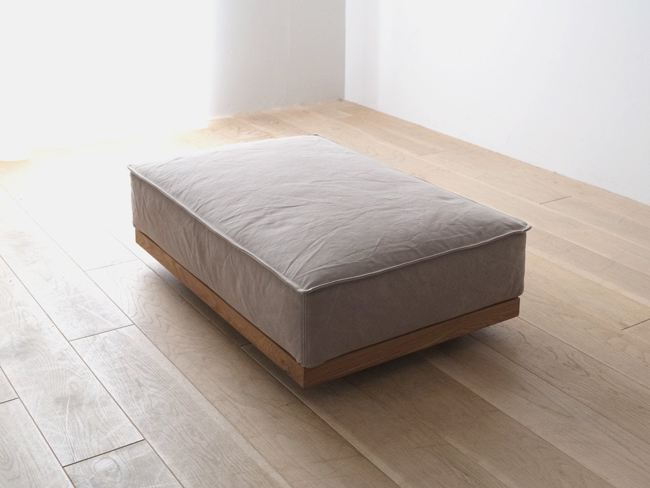 PIATTA Ottoman 084