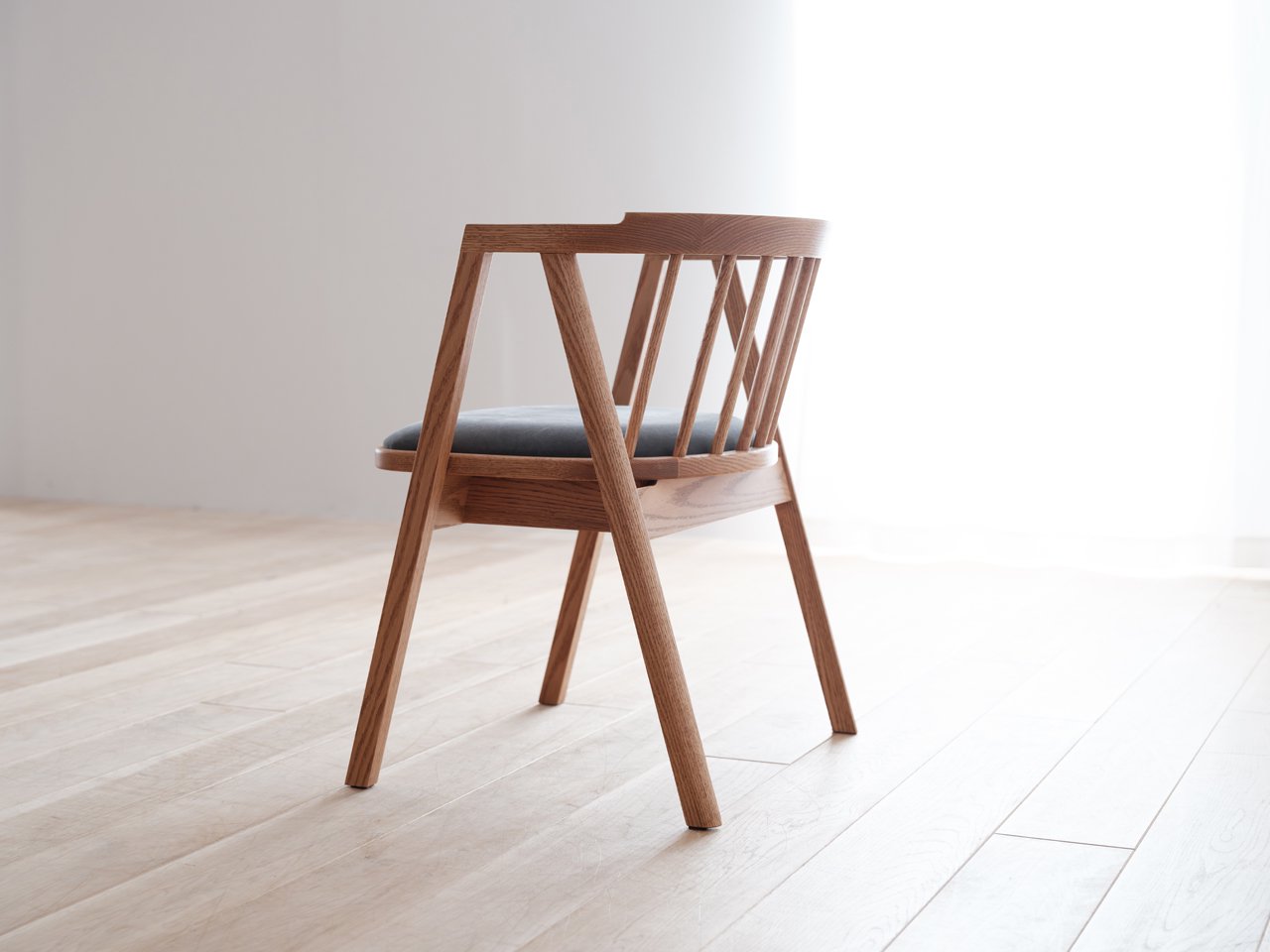 ASTA Armchair