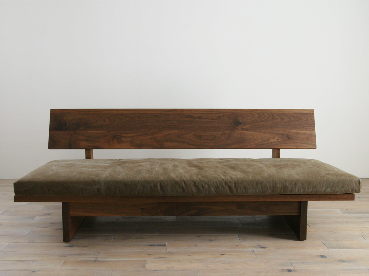 FREX Wood Sofa 126