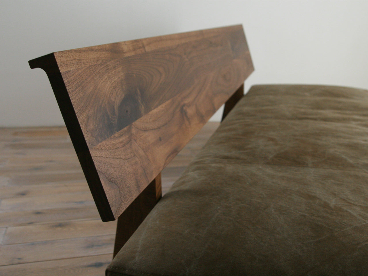 FREX Wood Sofa 126