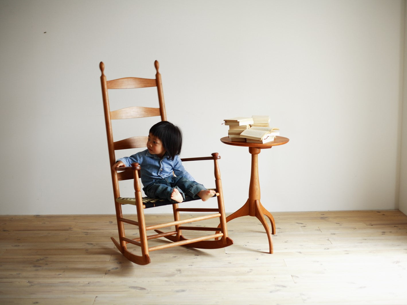 Hiromatsu Furniture Inc. [Official] Furniture manufacturer and